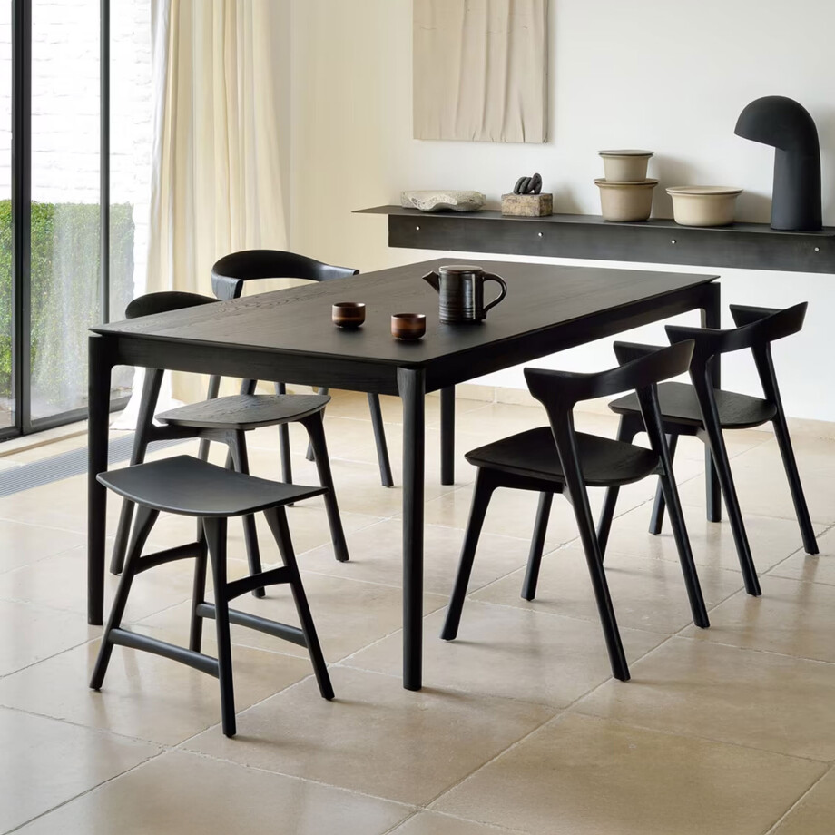 Ethnicraft Uitschuifbare Eettafel 'Bok' Gevernist Eikenhout, 140/220 x 90cm, kleur Zwart Ethnicraft Uitschuifbare Eettafel 'Bok' Gevernist Eikenhout, 140/220 x 90cm, kleur Zwart afbeelding 1