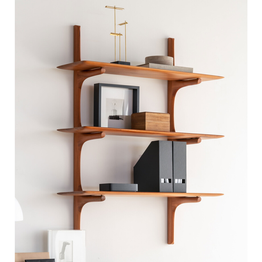 Ethnicraft Wandrek 'PI' Gevernist Mahoniehout, Met 3 planken, kleur Bruin Ethnicraft Wandrek 'PI' Gevernist Mahoniehout, Met 3 planken, kleur Bruin afbeelding 1