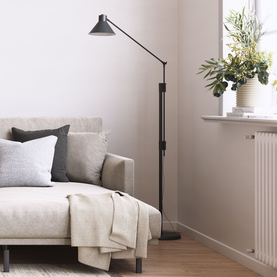 Kave Home Vloerlamp 'Dione' 220cm, kleur Zwart afbeelding 1
