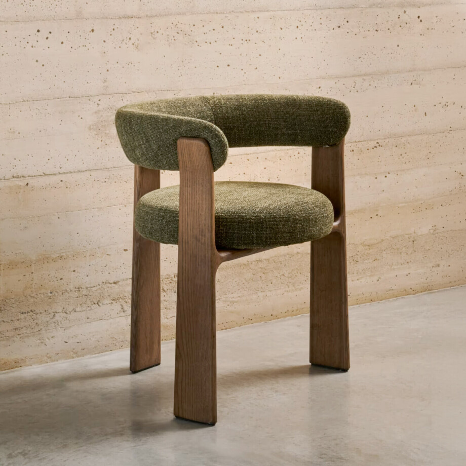 Kave Home Eetkamerstoel 'Granite' Chenille en essenhout, kleur Groen/Bruin Kave Home Eetkamerstoel 'Granite' Chenille en essenhout, kleur Groen/Bruin afbeelding 1