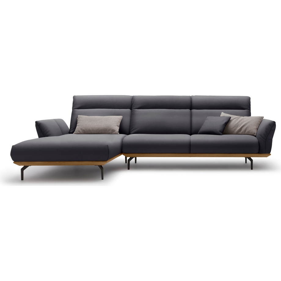 Hülsta Sofa Hoekbank Hs.460 Sokkel in walnotenhout, onderstel in umbra grijs, breedte 318 cm afbeelding 