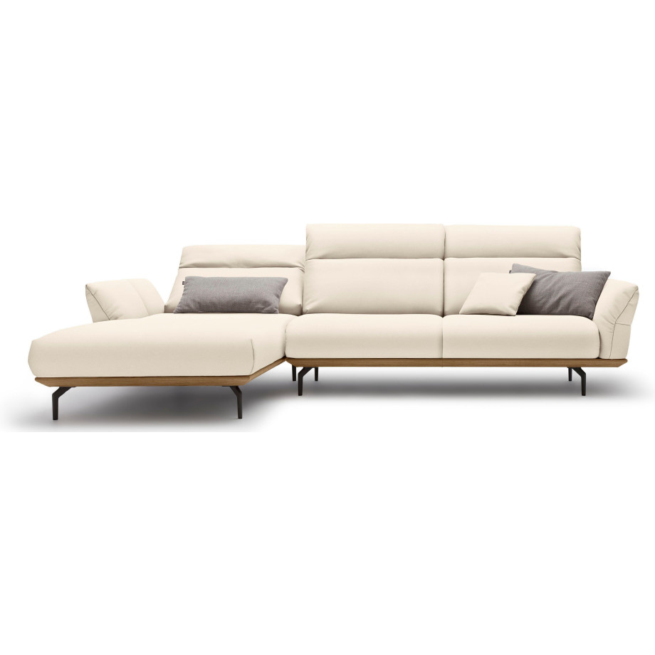 Hülsta Sofa Hoekbank Hs.460 Sokkel in walnotenhout, onderstel in umbra grijs, breedte 318 cm afbeelding 1