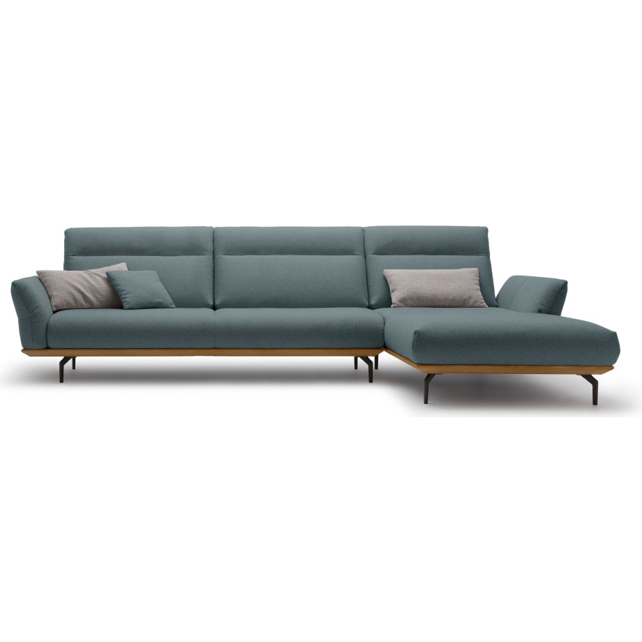 Hülsta Sofa Hoekbank Hs.460 Sokkel in walnotenhout, onderstel in umbra grijs, breedte 338 cm afbeelding 1