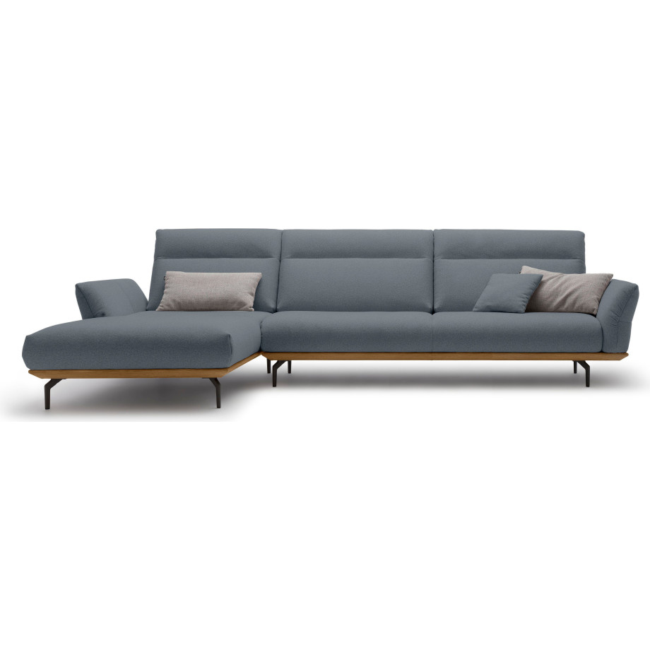 Hülsta Sofa Hoekbank Hs.460 Sokkel in walnotenhout, onderstel in umbra grijs, breedte 338 cm afbeelding 1