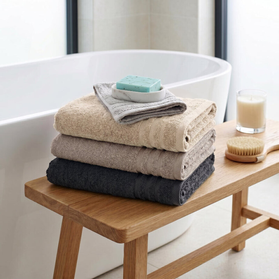 VOORDEEL Badtextielset - Taupe & Creme En Zwart Badtextiel Creme Zwart Creme Dekbed Discounter - Dekbed-Discounter.nl VOORDEEL Badtextielset - Taupe & Creme En Zwart Badtextiel Creme Zwart Creme Dekbed Discounter - Dekbed-Discounter.nl afbeelding