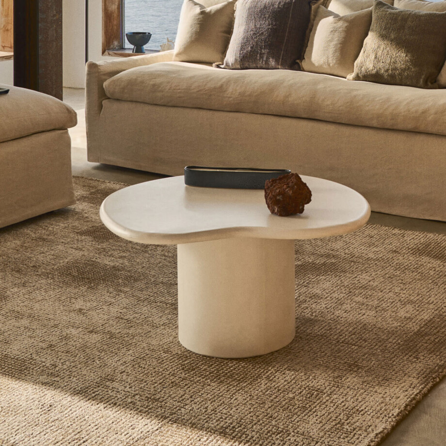 Kave Home Organische Salontafel 'Macarella' Cement, 83 x 77cm, kleur Wit afbeelding 1