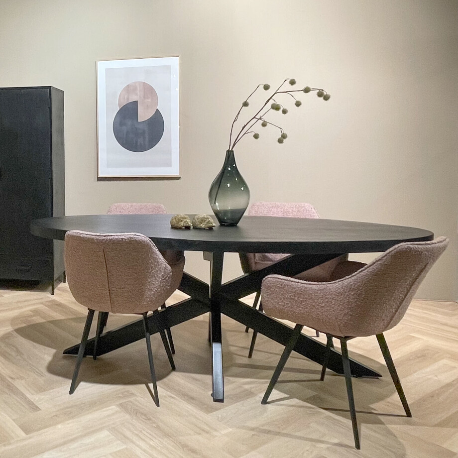 Livingfurn Ovale Eettafel 'Kala' Mangohout, 160 x 90cm, kleur zwart afbeelding 1