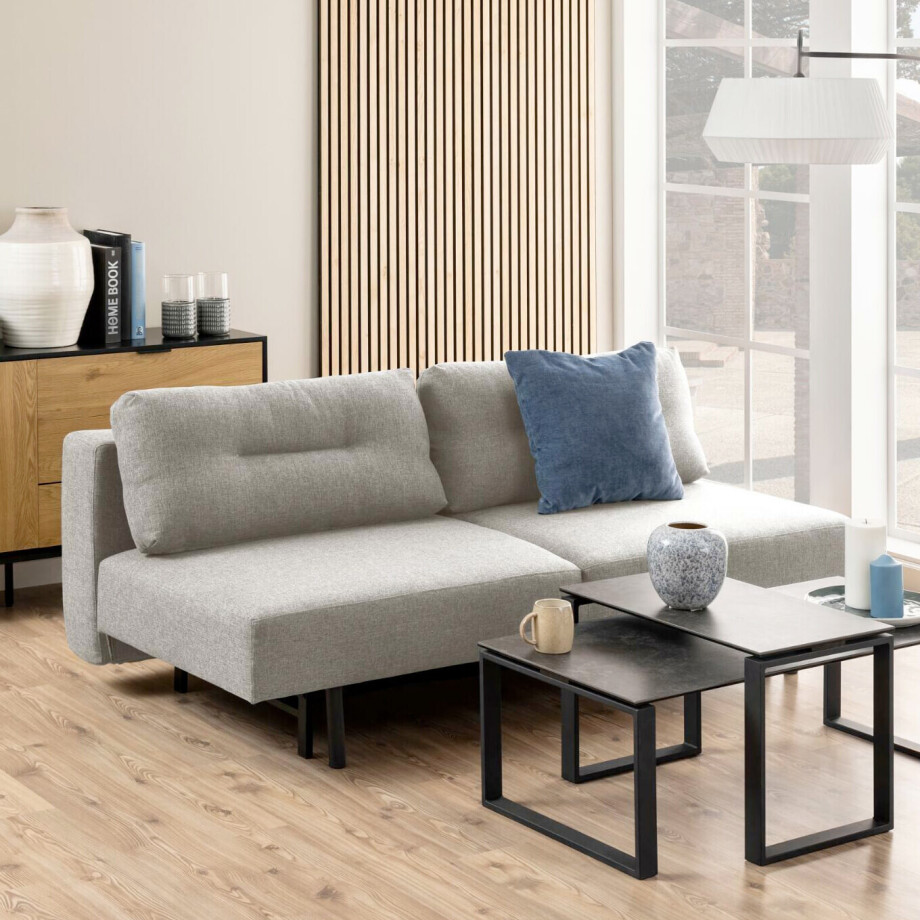 Bendt Slaapbank 'Lisbet' 139 x 200cm, kleur Lichtgrijs Bendt Slaapbank 'Lisbet' 139 x 200cm, kleur Lichtgrijs afbeelding 1