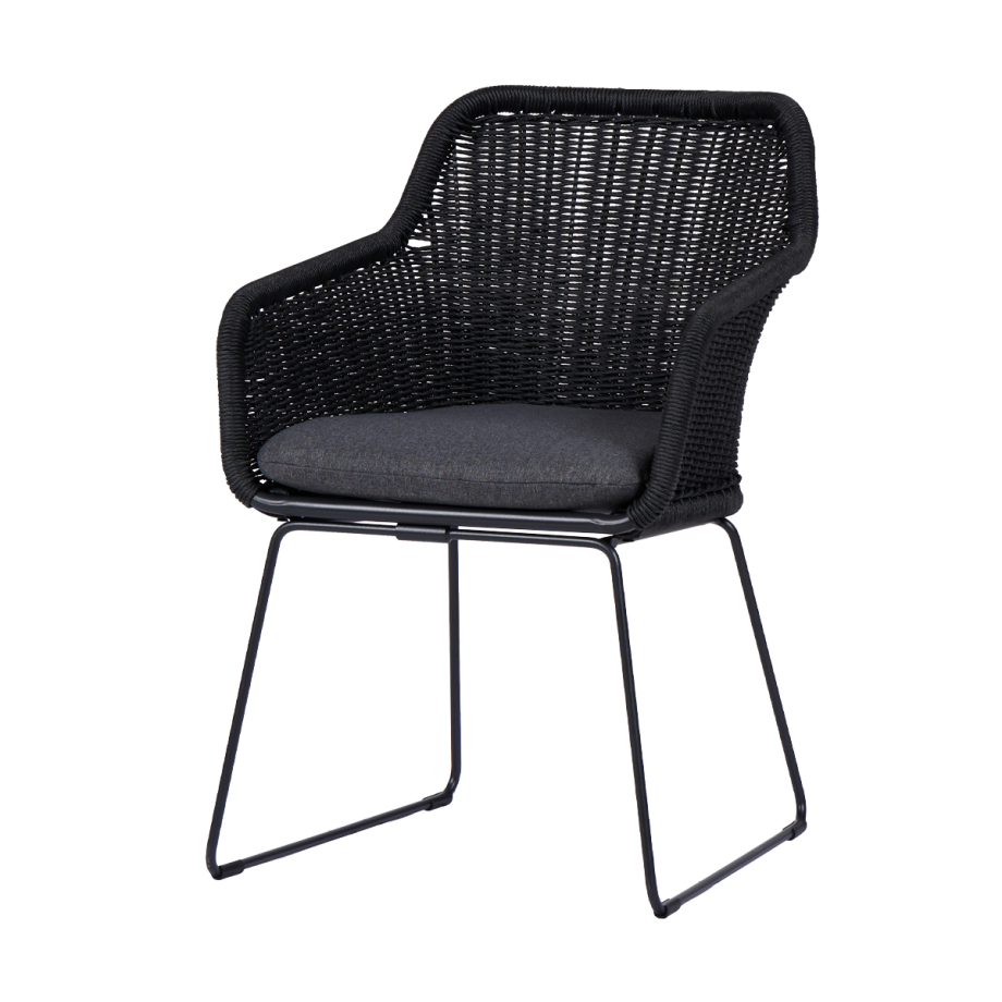 Loki Rotan tuinstoel zwart - met zitkussen Loki Rotan tuinstoel zwart - met zitkussen afbeelding 1