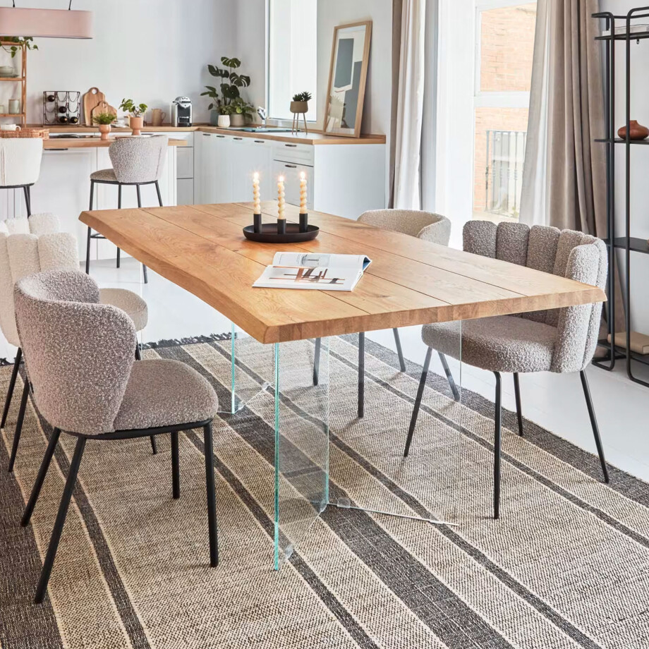 Kave Home Eettafel 'Lotty' Eiken en Glas, 220 x 100cm Kave Home Eettafel 'Lotty' Eiken en Glas, 220 x 100cm afbeelding