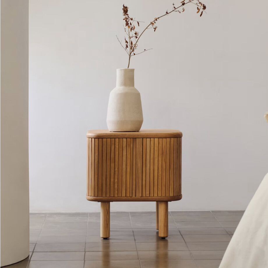 Kave Home Nachtkastje 'Mailen' Essenhout, 50 x 40cm, kleur Naturel afbeelding 1