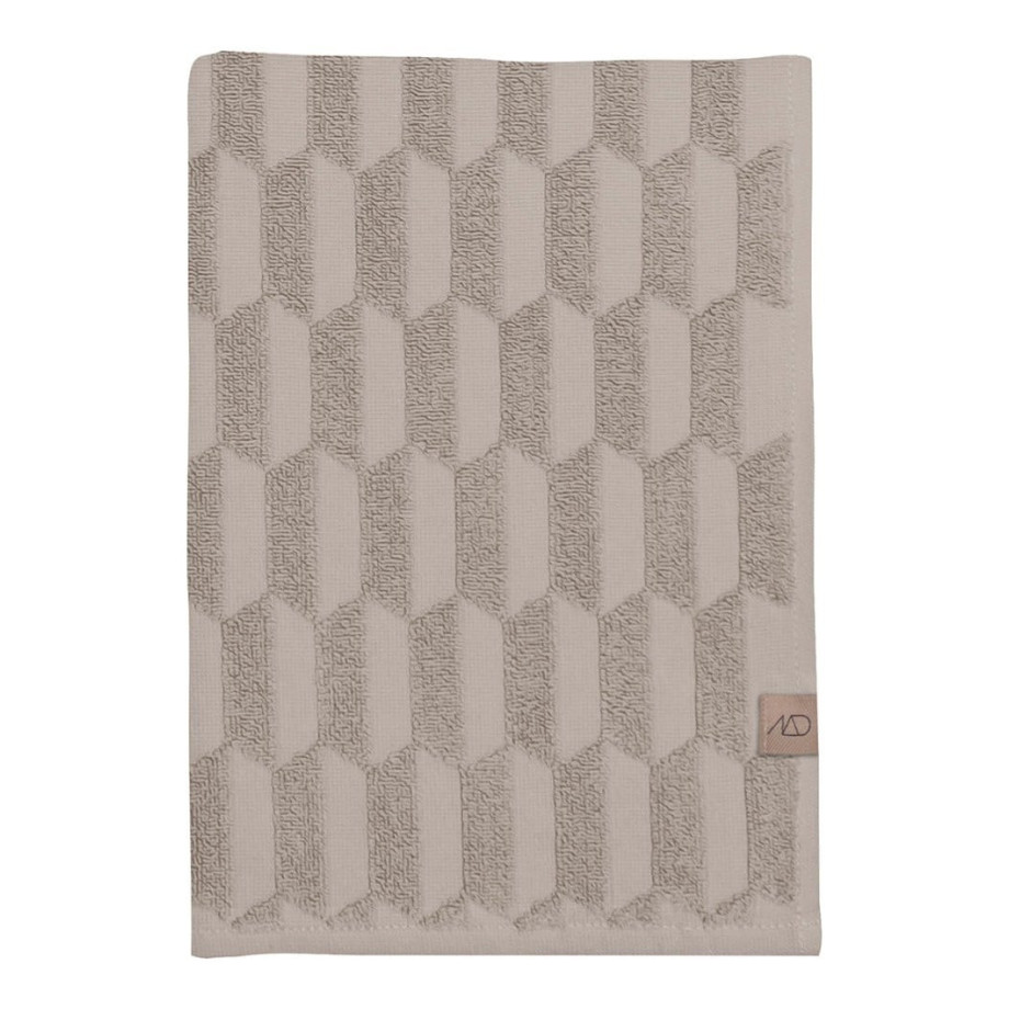 Mette Ditmer Geo badhanddoek - 550 gr/m2 - 133 x 70 cm afbeelding 1