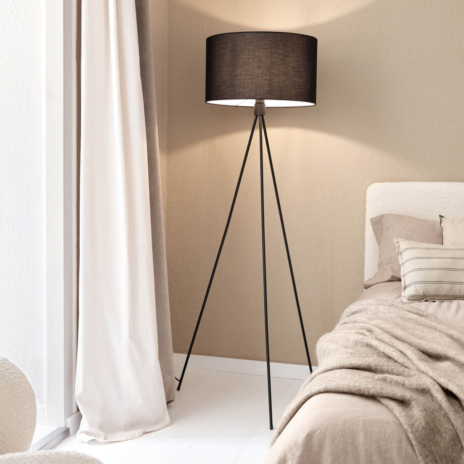 Kave Home Vloerlamp 'Ikia' kleur Zwart afbeelding 1