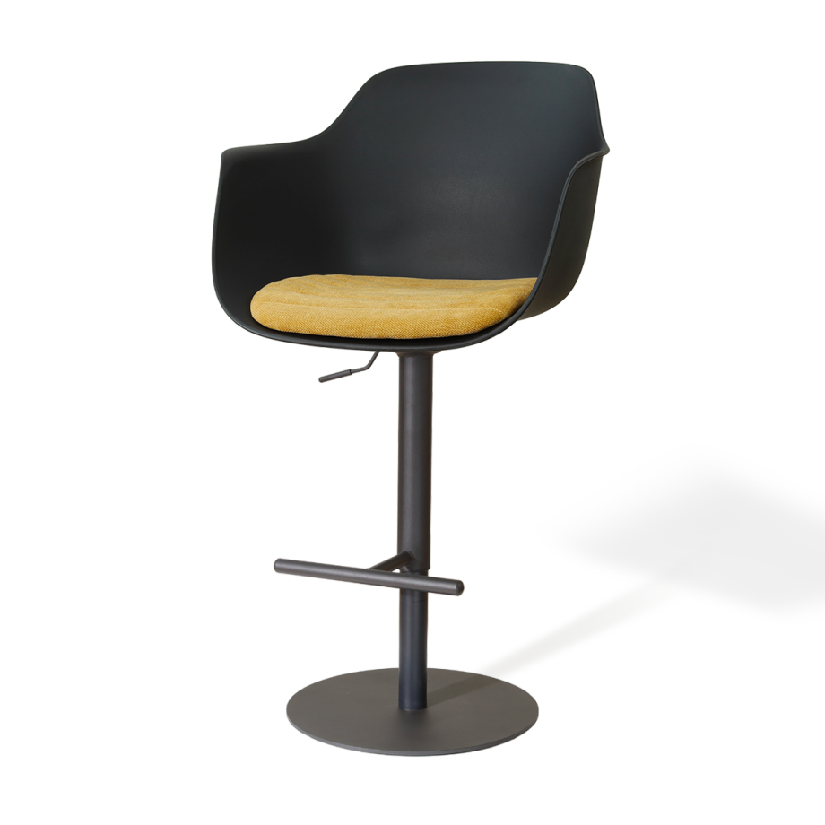 Niva-Liz draaibare tulp barkruk zwart met warm oker zitkussen - verstelbaar - mat zwart onderstel Niva-Liz draaibare tulp barkruk zwart met warm oker zitkussen - verstelbaar - mat zwart onderstel afbeelding 1