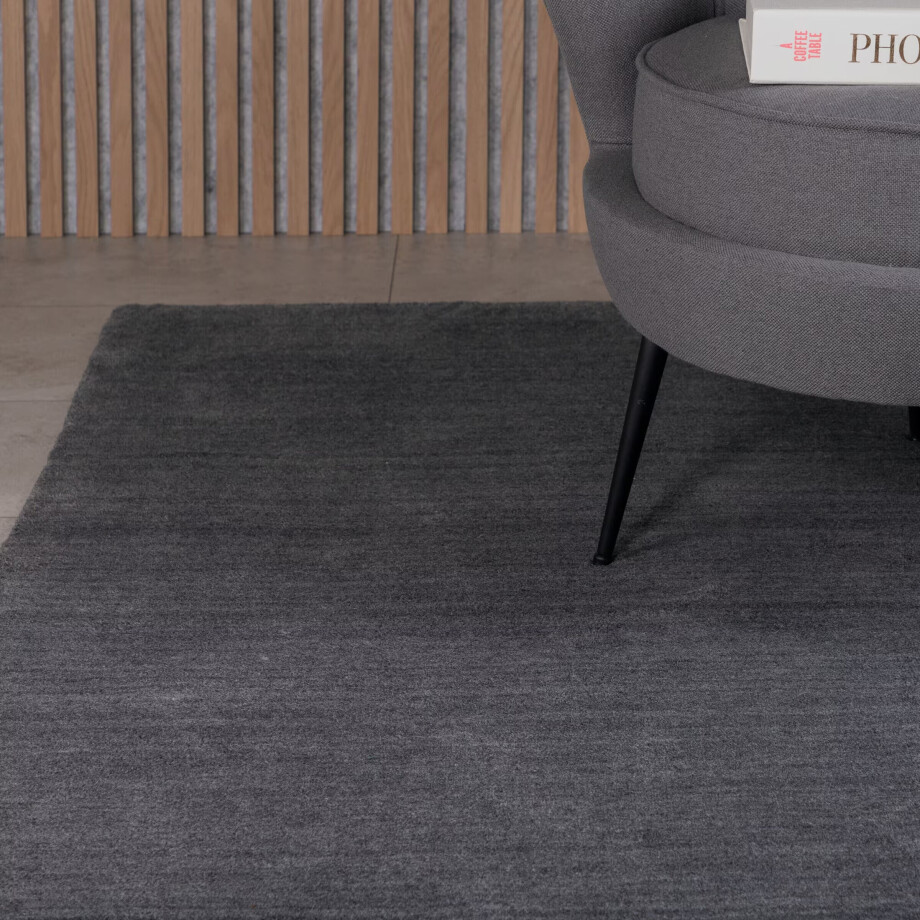 Nohr Vloerkleed 'Brenae' 250 x 350cm, kleur Donkergrijs Nohr Vloerkleed 'Brenae' 250 x 350cm, kleur Donkergrijs afbeelding 1