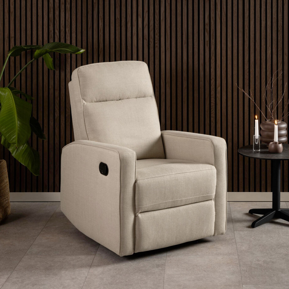 Bendt Relaxfauteuil 'Rachele' Verstelbaar, kleur Beige Bendt Relaxfauteuil 'Rachele' Verstelbaar, kleur Beige afbeelding 1