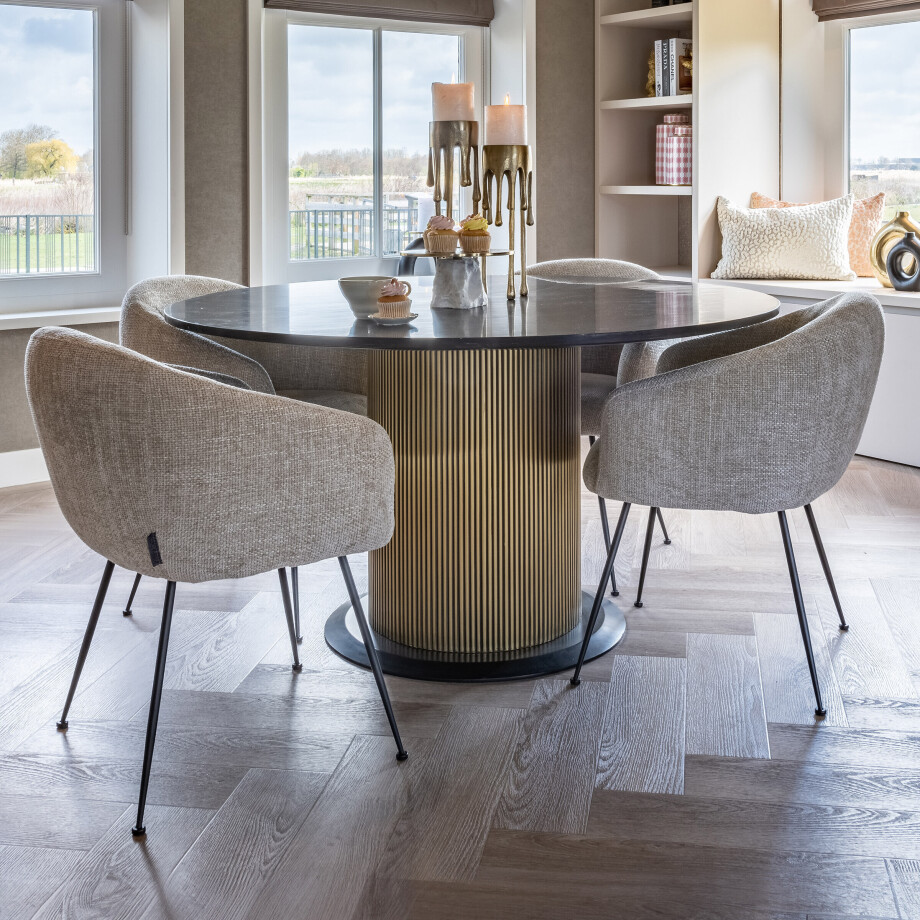 Richmond Ronde Eettafel 'Ironville' Marmer en Acaciahout, Ø140cm Richmond Ronde Eettafel 'Ironville' Marmer en Acaciahout, Ø140cm afbeelding