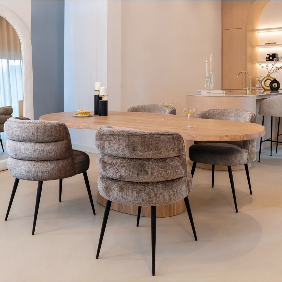 Richmond Organische Eettafel 'Riva' Eikenhout, 230 x 110cm Richmond Organische Eettafel 'Riva' Eikenhout, 230 x 110cm afbeelding