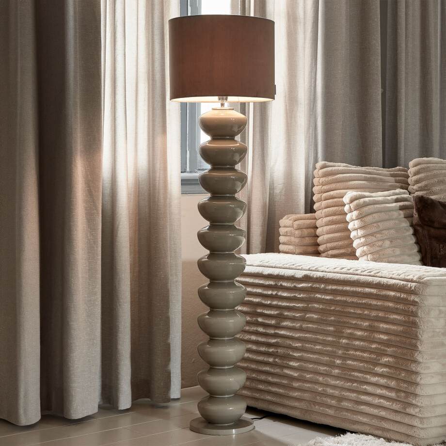 Rivièra Maison Vloerlamp 'Beaugrand' Glas, 130cm hoog, kleur Beige (excl. kap) Rivièra Maison Vloerlamp 'Beaugrand' Glas, 130cm hoog, kleur Beige (excl. kap) afbeelding 1