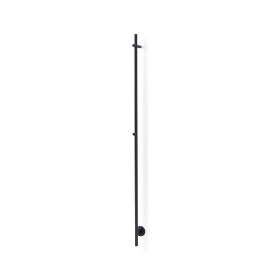 Rosani ONE Elektrische Handdoekradiator 170cm hoog - 30Watt - mat zwart SW1126013 Rosani ONE Elektrische Handdoekradiator 170cm hoog - 30Watt - mat zwart SW1126013 afbeelding 1
