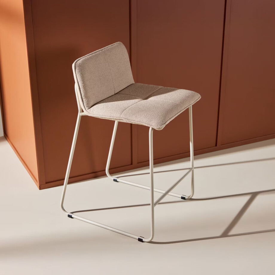 Nohr Barkruk 'Sheridan' Bouclé, kleur Beige (zithoogte 65cm) afbeelding 1