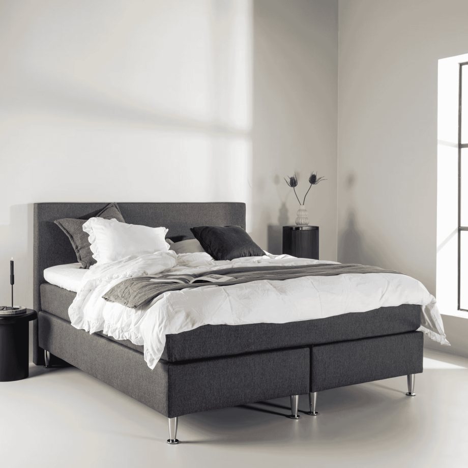 Nohr Bed 'Jacquise' 180 x 200cm, kleur Donkergrjis afbeelding 1