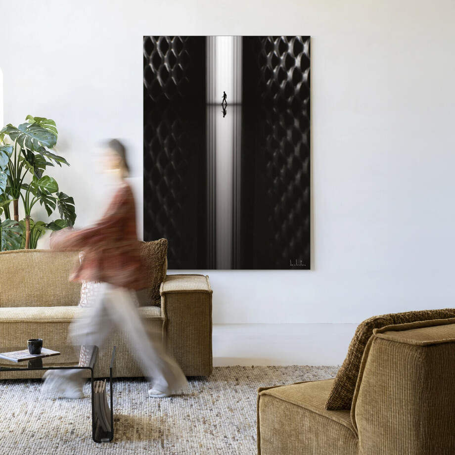 Urban Cotton Wandkleed 'Passing' 145 x 190cm in Frame - black Urban Cotton Wandkleed 'Passing' 145 x 190cm in Frame - black afbeelding