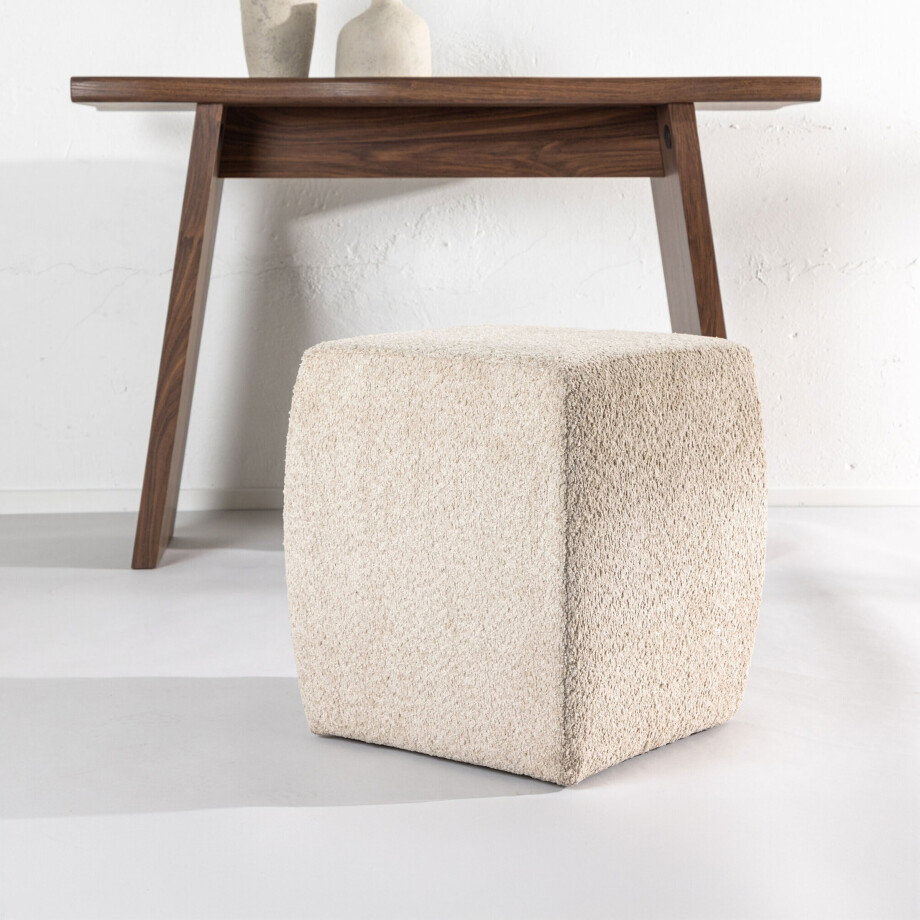 Nohr Poef 'Briane' Bouclé, kleur Beige Nohr Poef 'Briane' Bouclé, kleur Beige afbeelding 1