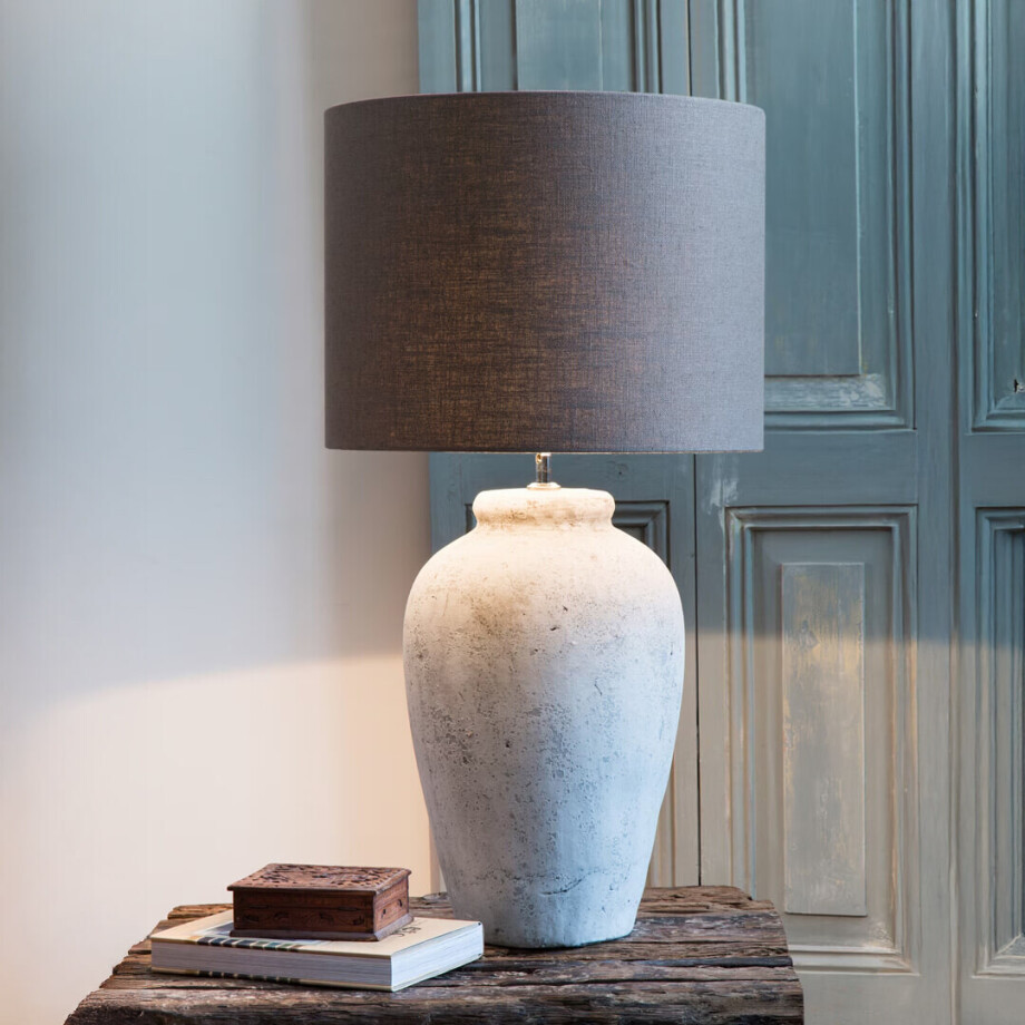 Light & Living Tafellamp 'Vesuvius' Keramiek, kleur Lichtgrijs (excl. kap) Light & Living Tafellamp 'Vesuvius' Keramiek, kleur Lichtgrijs (excl. kap) afbeelding 1