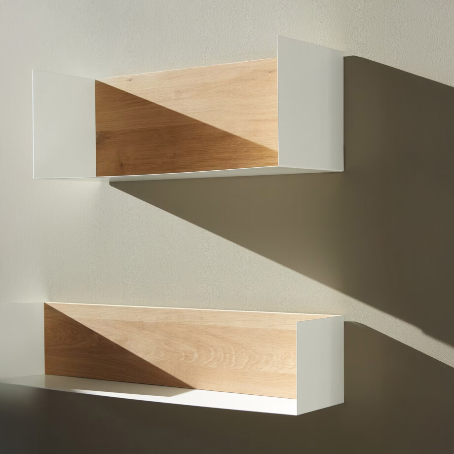 Ethnicraft Wandplank 'U' Eikenhout, 55cm, kleur Naturel/Wit Ethnicraft Wandplank 'U' Eikenhout, 55cm, kleur Naturel/Wit afbeelding 1