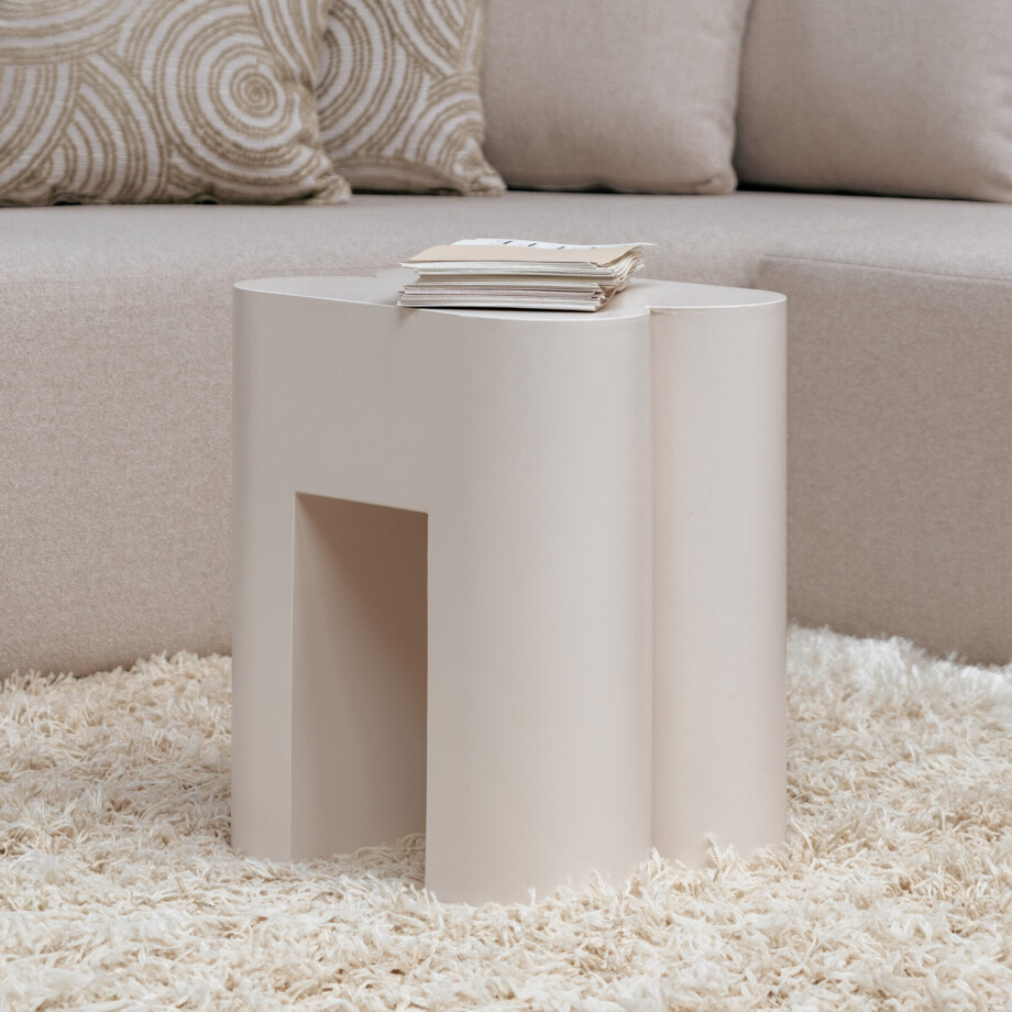 Zuiver Krukje/Bijzettafel 'Shape' 40 x 40cm, kleur Beige afbeelding 1