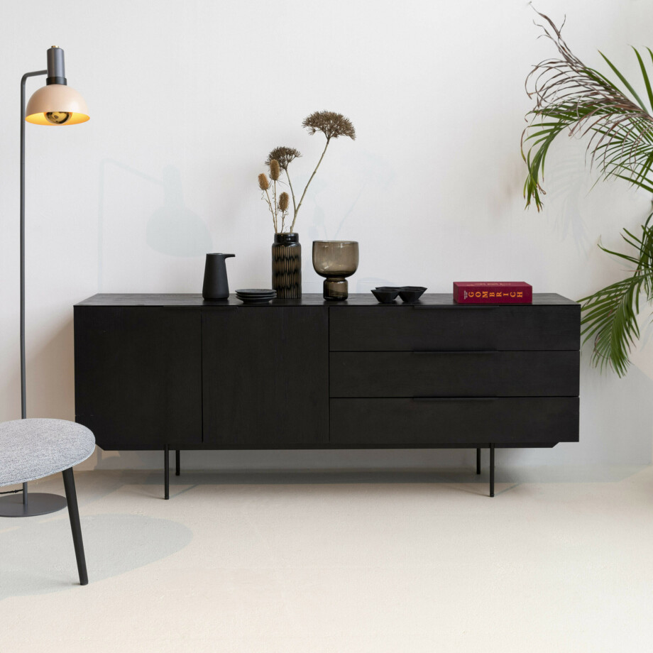 Zuiver TV-meubel 'Travis' Eikenhout, 180cm, kleur Zwart Zuiver TV-meubel 'Travis' Eikenhout, 180cm, kleur Zwart afbeelding 1