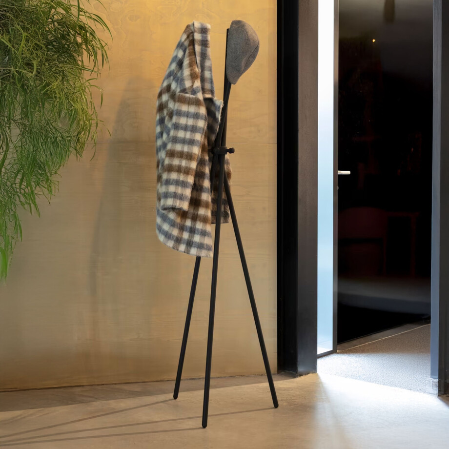 ZILT Kapstok 'Darwin, 174cm, kleur Zwart ZILT Kapstok 'Darwin, 174cm, kleur Zwart afbeelding 1