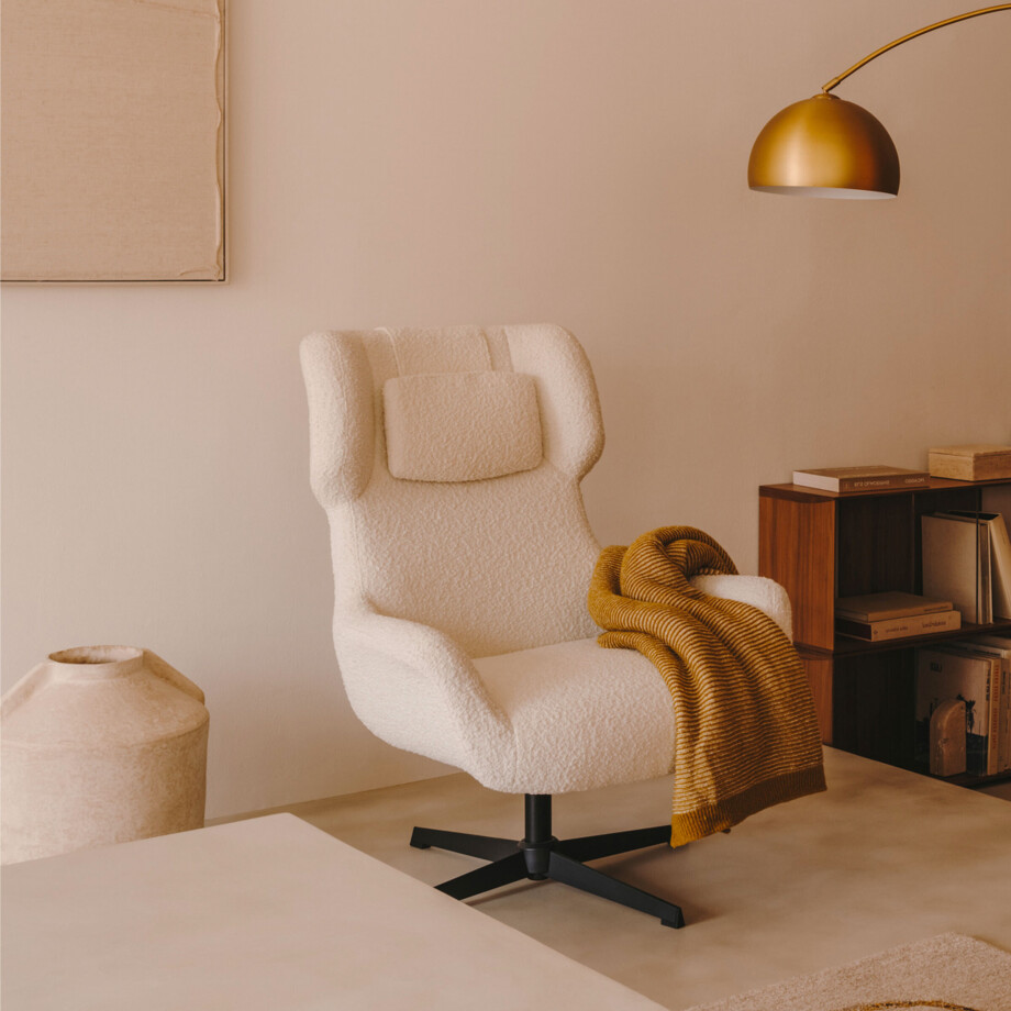 Kave Home Draaibare Fauteuil 'Zalina' Bouclé, kleur Wit Kave Home Draaibare Fauteuil 'Zalina' Bouclé, kleur Wit afbeelding 1