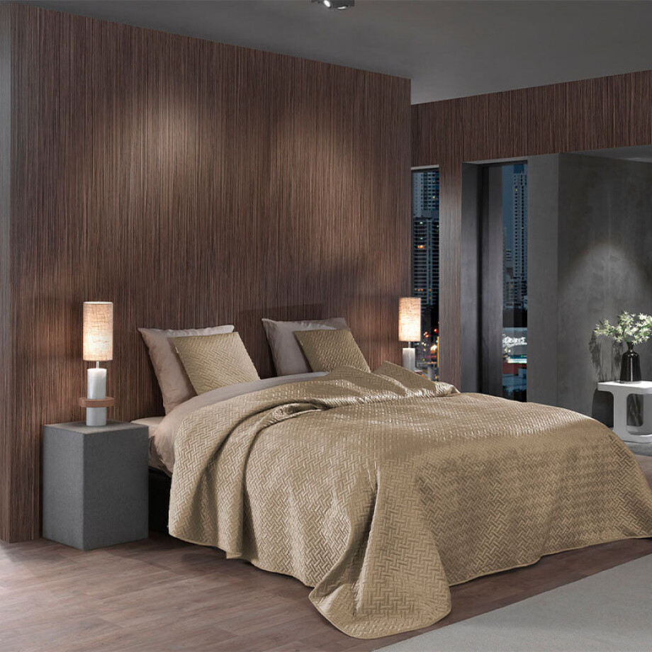 Bedsprei Audrey - Beige - 180x260cm Van Zo!Home Microvezel - Dekbed-Discounter.nl afbeelding 1