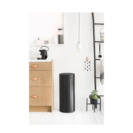 Brabantia Touch Bin Prullenbak - 30 l - Matt Black afbeelding2 - 1