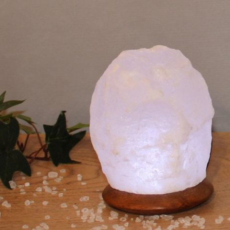 HIMALAYA SALT DREAMS Zoutkristal-tafellamp USB-rock Met de hand gemaakt van zoutkristal - iedere steen uniek, H: ca.13 cm (1 stuk) afbeelding2 - 1