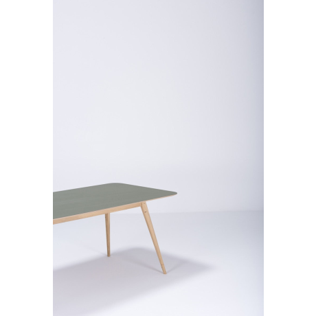 Stafa table houten eettafel whitewash - met linoleum tafelblad dark olive - 220 x 90 cm afbeelding2 - 1