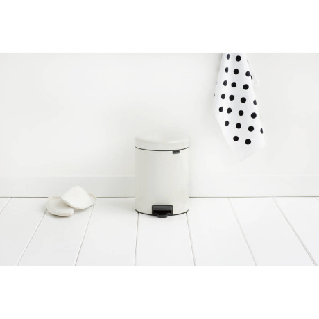 Brabantia NewIcon pedaalemmer 5L met kunststof binnenemmer - White afbeelding3 - 1