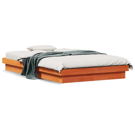 vidaXL Bedframe met LED massief grenenhout wasbruin 135x190 cm