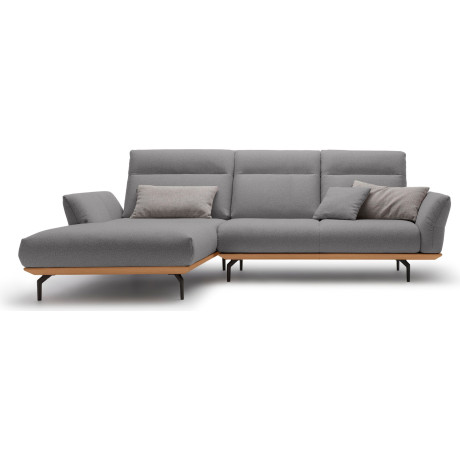 Hülsta Sofa Hoekbank Hs.460 Sokkel in eiken, gegoten aluminium poten in umbra grijs, breedte 298 cm