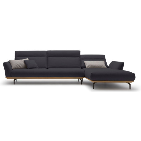 Hülsta Sofa Hoekbank Hs.460 Sokkel in walnotenhout, onderstel in umbra grijs, breedte 338 cm