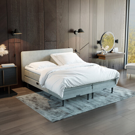 Elektrisch verstelbare Boxspring 'Oslo' kleur Ash Grey, 140 x 200 cm, matrassen 1 x medium, 1 x hard