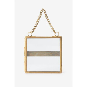 Goudkleurig vierkant fotolijstje met ketting