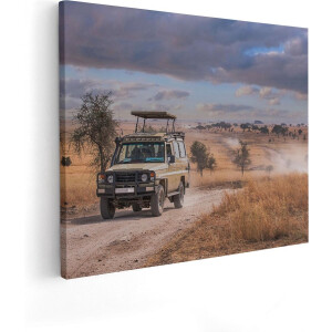 Artaza Canvas Schilderij Safari Auto in de Savanne - 100x80 cm - Groot - Wanddecoratie Woonkamer - Schilderijen - Muurdecoratie