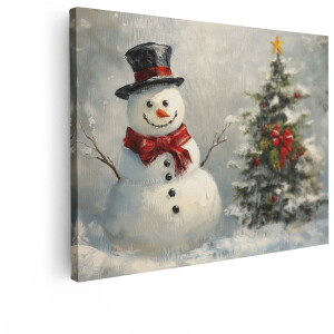 Artaza Canvas Schilderij Vrolijke Sneeuwpop met Kerstboom in Winterse Sfeer - Schilderachtige Stijl - 120x90 cm - Groot - Wanddecoratie Woonkamer - Schilderijen - Muurdecoratie