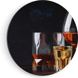 Artaza Dibond Muurcirkel Sterke Alcohol Drank - Glazen - Ø 90 cm - Groot - Wandcirkel - Rond Schilderij - Voor Binnen en Buiten