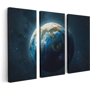 Artaza Canvas Schilderij Drieluik De Aarde Vanuit De Ruimte - 120x80 cm - Wanddecoratie Woonkamer - Schilderijen - Muurdecoratie