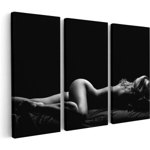 Artaza Canvas Schilderij Drieluik Vrouw Naakt in Bed - Erotiek - Zwart Wit - 150x100 cm - Groot - Wanddecoratie Woonkamer - Schilderijen - Muurdecoratie
