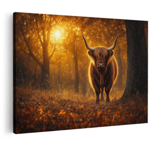 Artaza Canvas Schilderij Schotse Hooglander In Herfstbos - Warm Gouden Natuur - 150x100 cm - Groot - Wanddecoratie Woonkamer - Schilderijen - Muurdecoratie